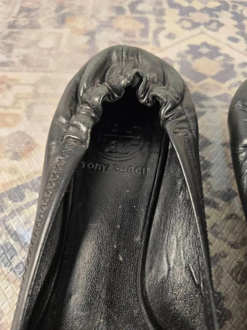 Tory Burch Reva Black Genuine Leather Gold Logo Emblem Ballet Flats Shoes 6 M